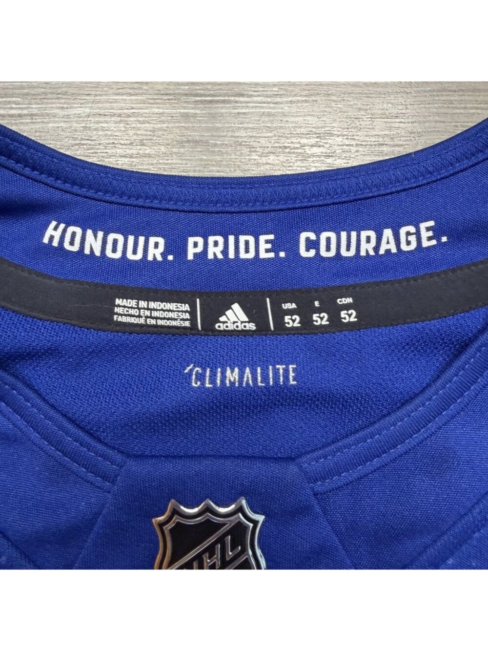 Auston Matthews Toronto Maple Leafs Adidas Home Blue Jersey Size 52 Fight Strap - Picture 3 of 6